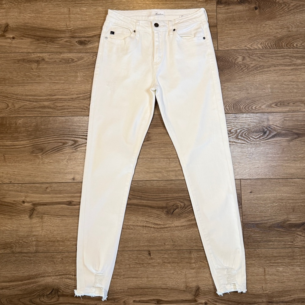 Kancan Skinny Jeans lightly distressed Raw Hem White Size 7/27